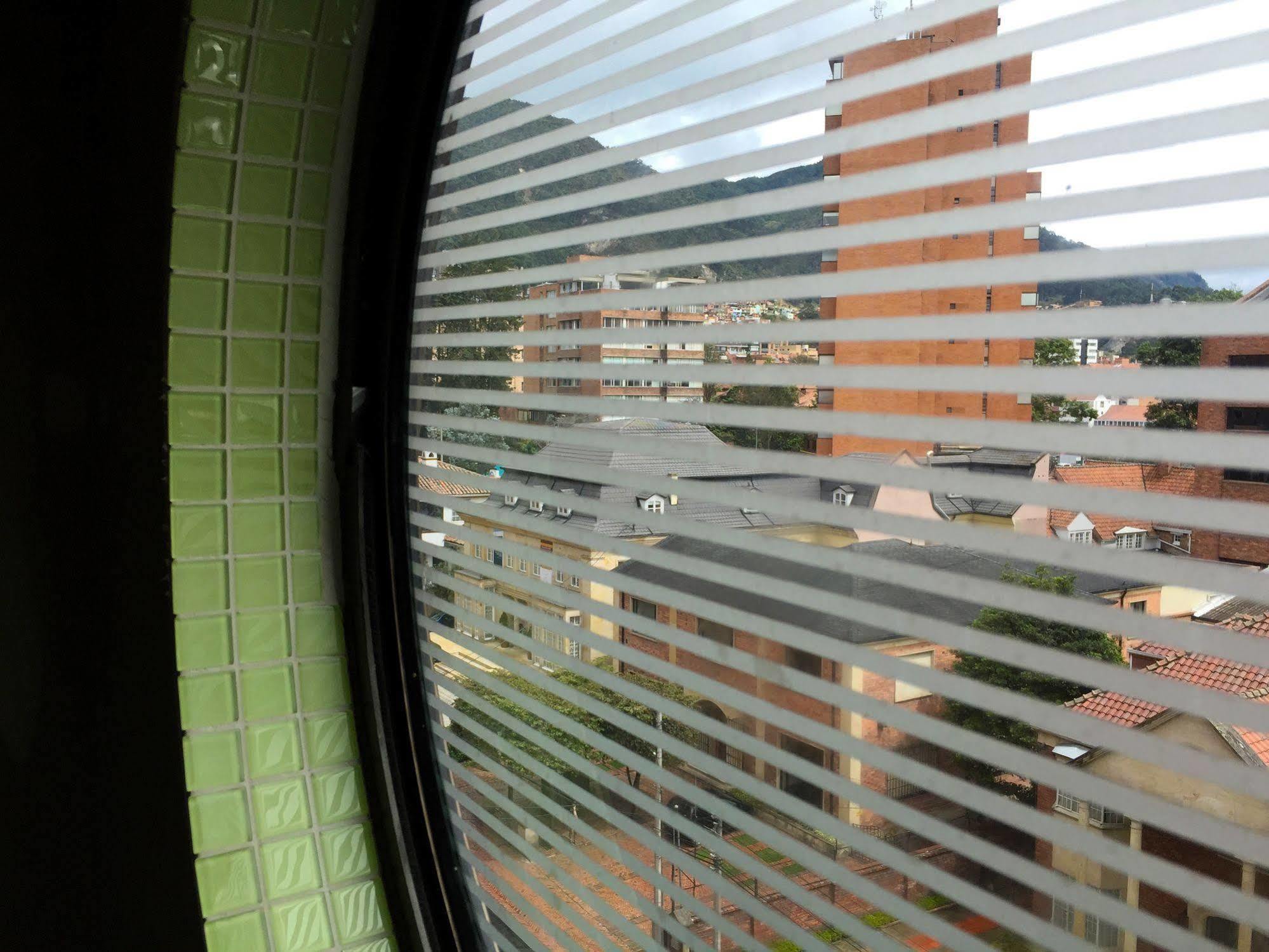 Hotel Lugano Suites Bogotá Kültér fotó