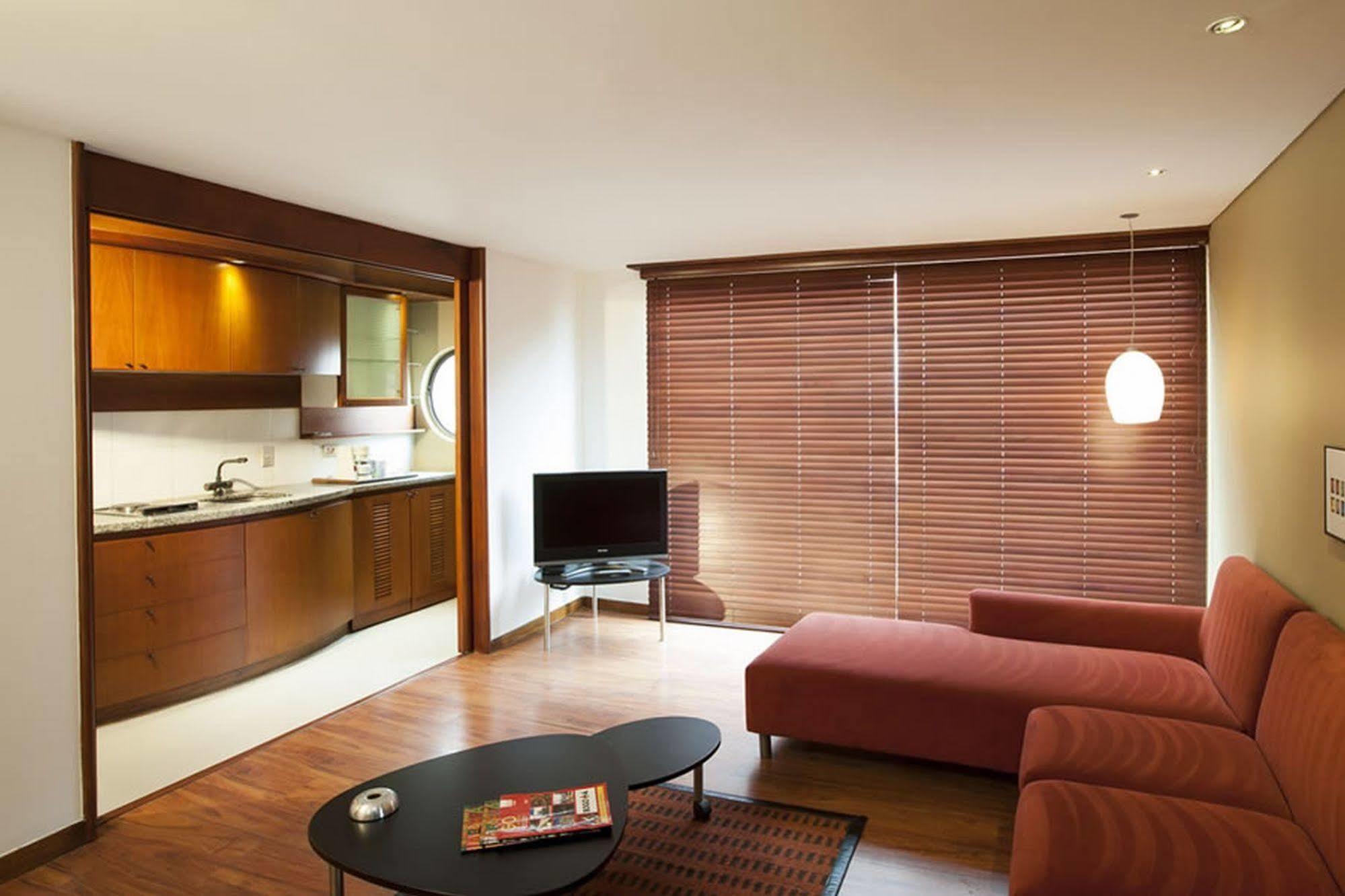 Hotel Lugano Suites Bogotá Kültér fotó