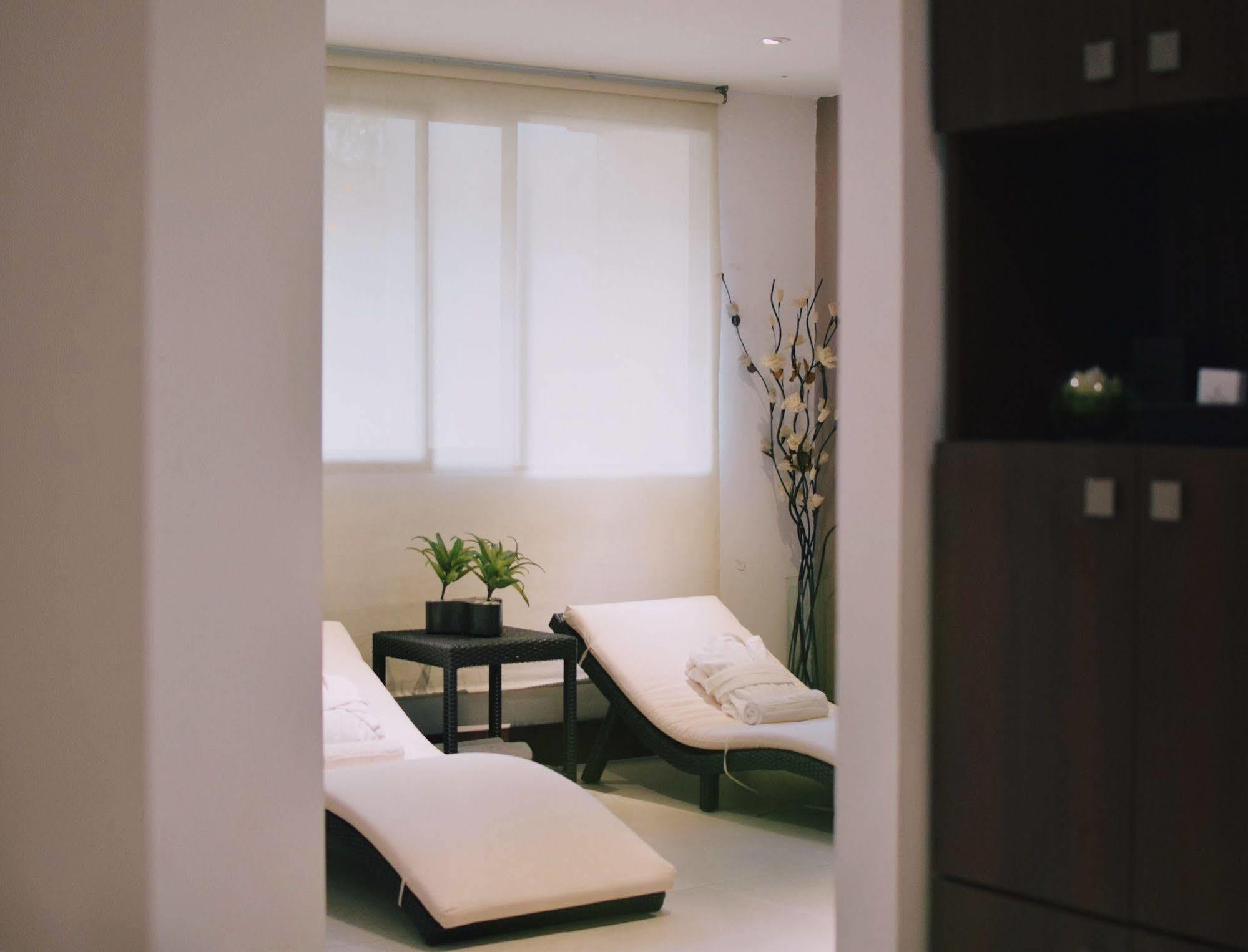 Hotel Lugano Suites Bogotá Kültér fotó